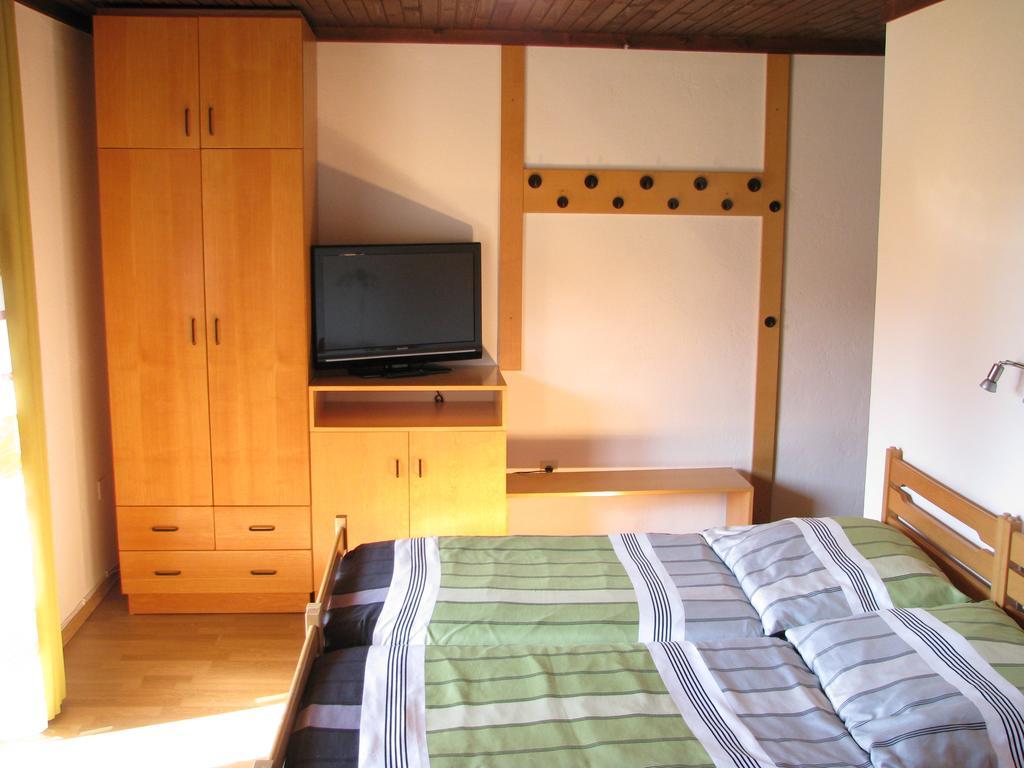 Apartments And Rooms Milena Kranjska Gora Esterno foto