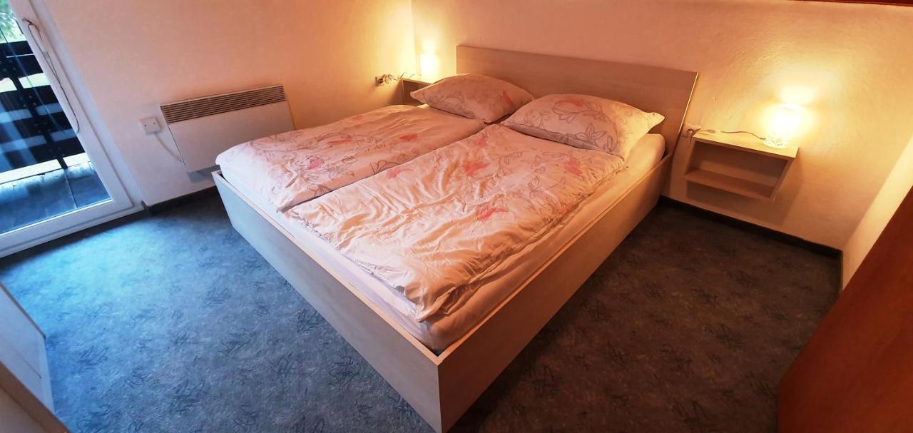 Apartments And Rooms Milena Kranjska Gora Esterno foto